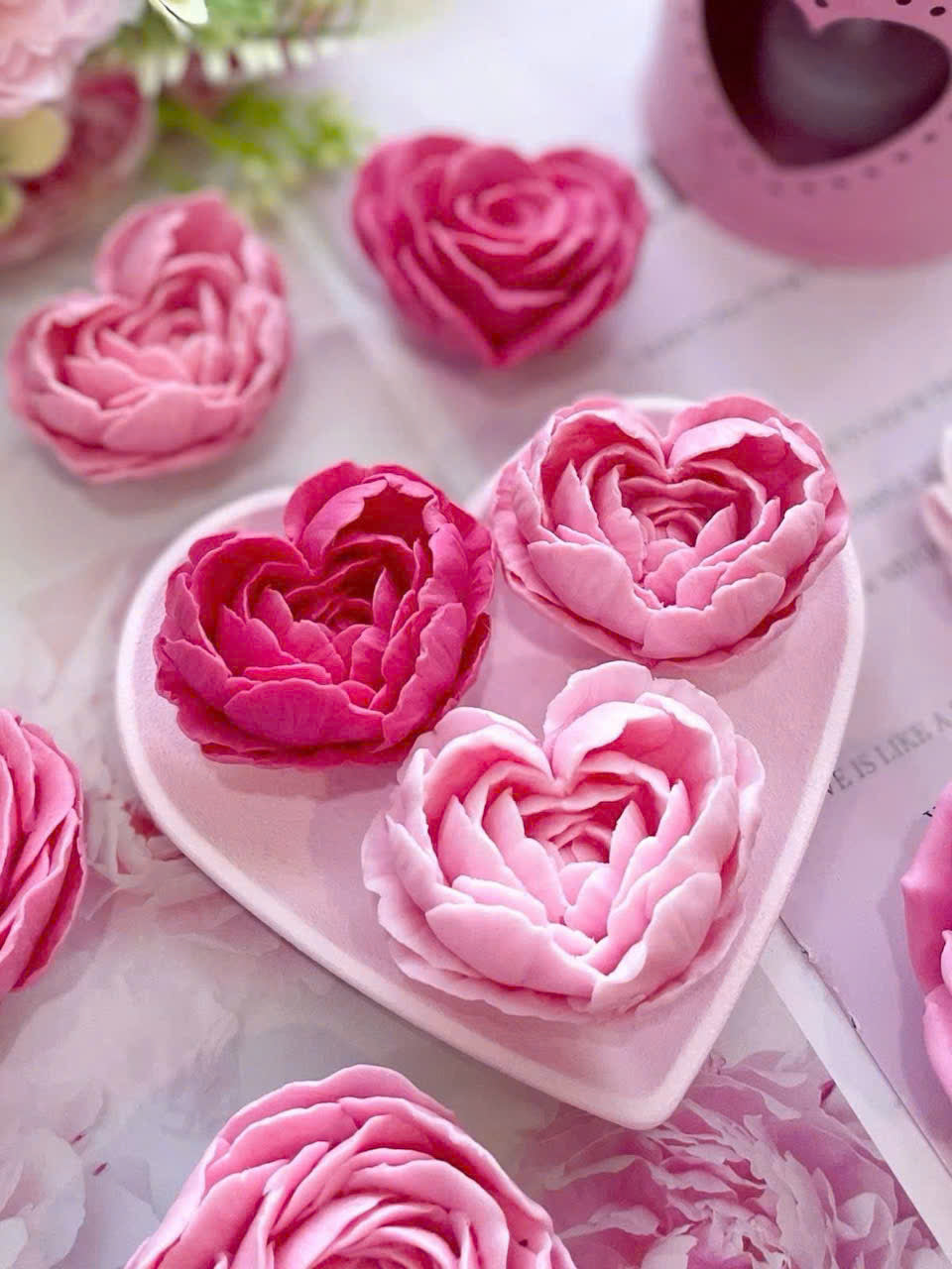 Blooming Hearts Candle - Pack of 2